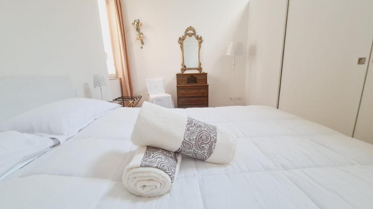 Trastevere Rome's Heart Charming & Cozy 2 Appartement *